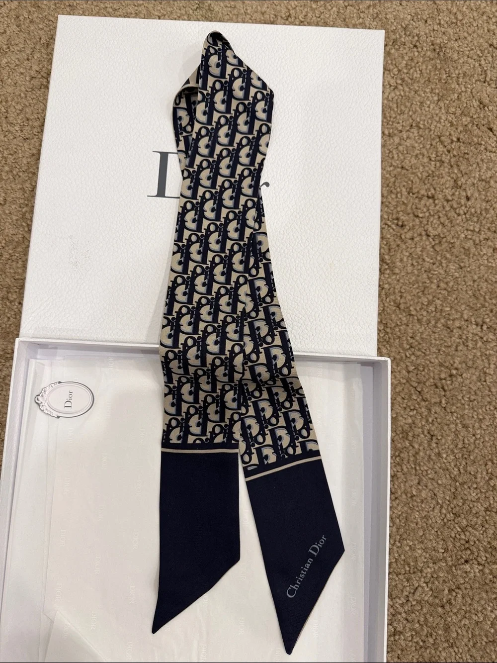 Christian Dior Bandana J’Adior Silk Twilly Scarf Ribbon Navy Beige Logo New Box - Picture 2 of 5